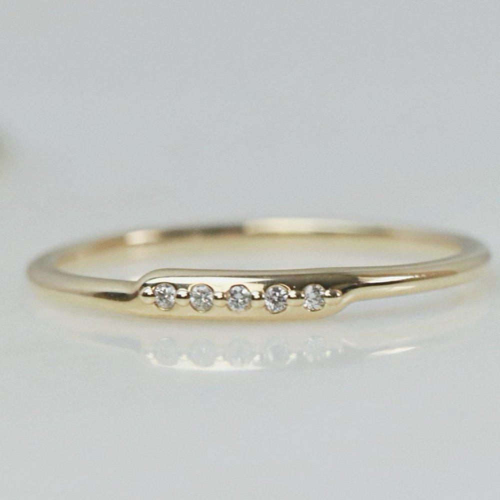 Dainty Diamond Ring